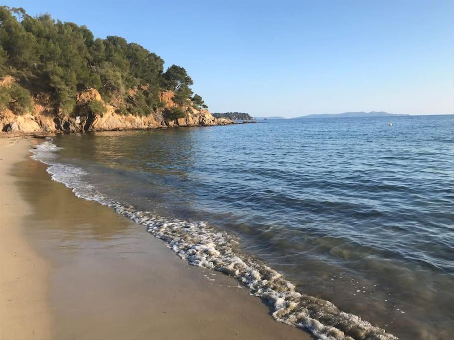 Appartement Plage Piscine Et Tennis Inclus La Londe-les-Maures Kültér fotó