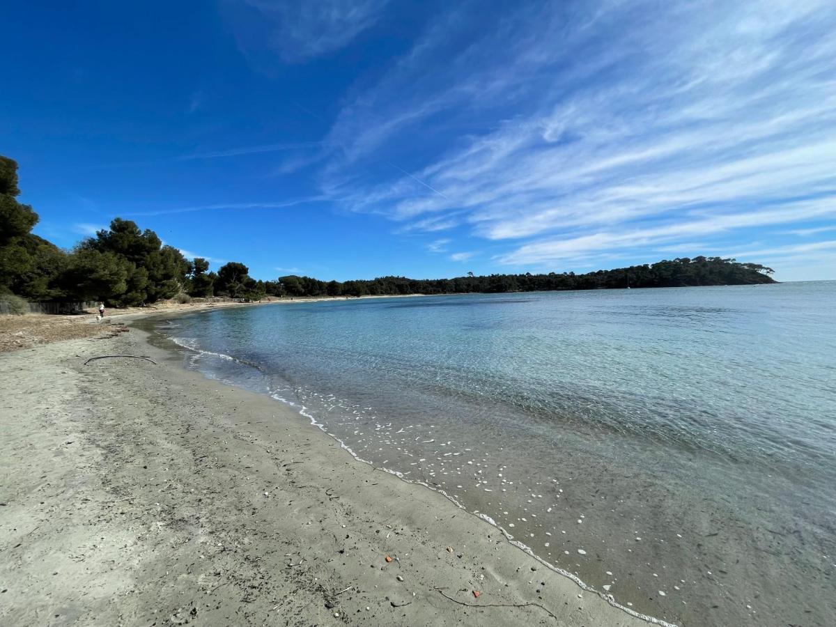 Appartement Plage Piscine Et Tennis Inclus La Londe-les-Maures Kültér fotó
