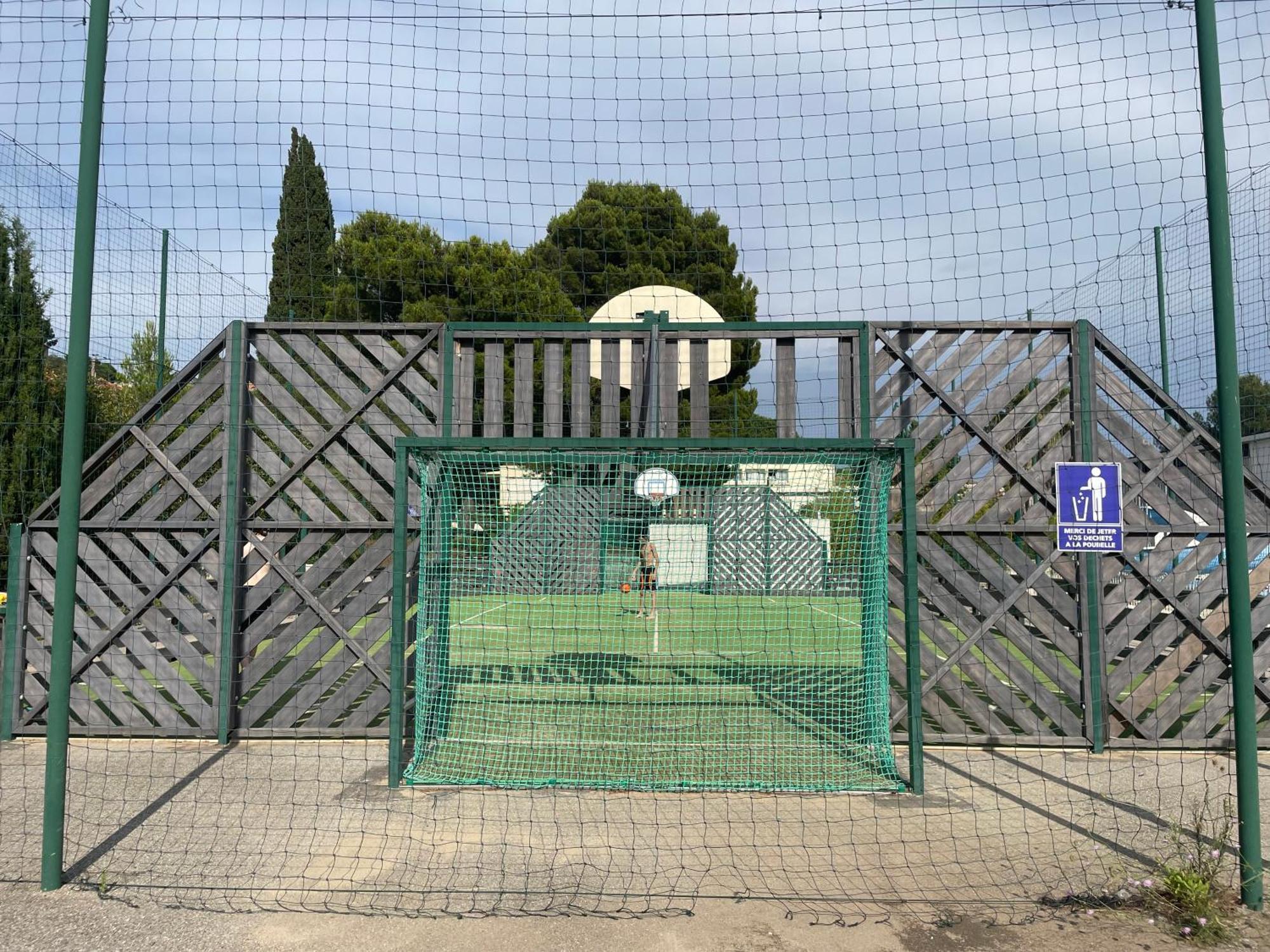 Appartement Plage Piscine Et Tennis Inclus La Londe-les-Maures Kültér fotó