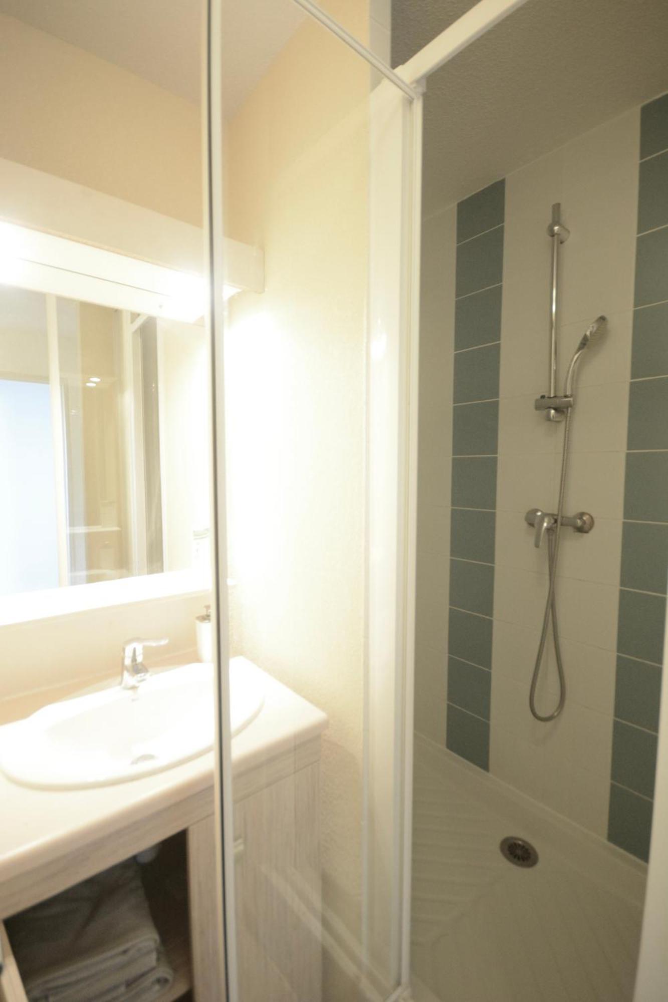 Appartement Plage Piscine Et Tennis Inclus La Londe-les-Maures Kültér fotó