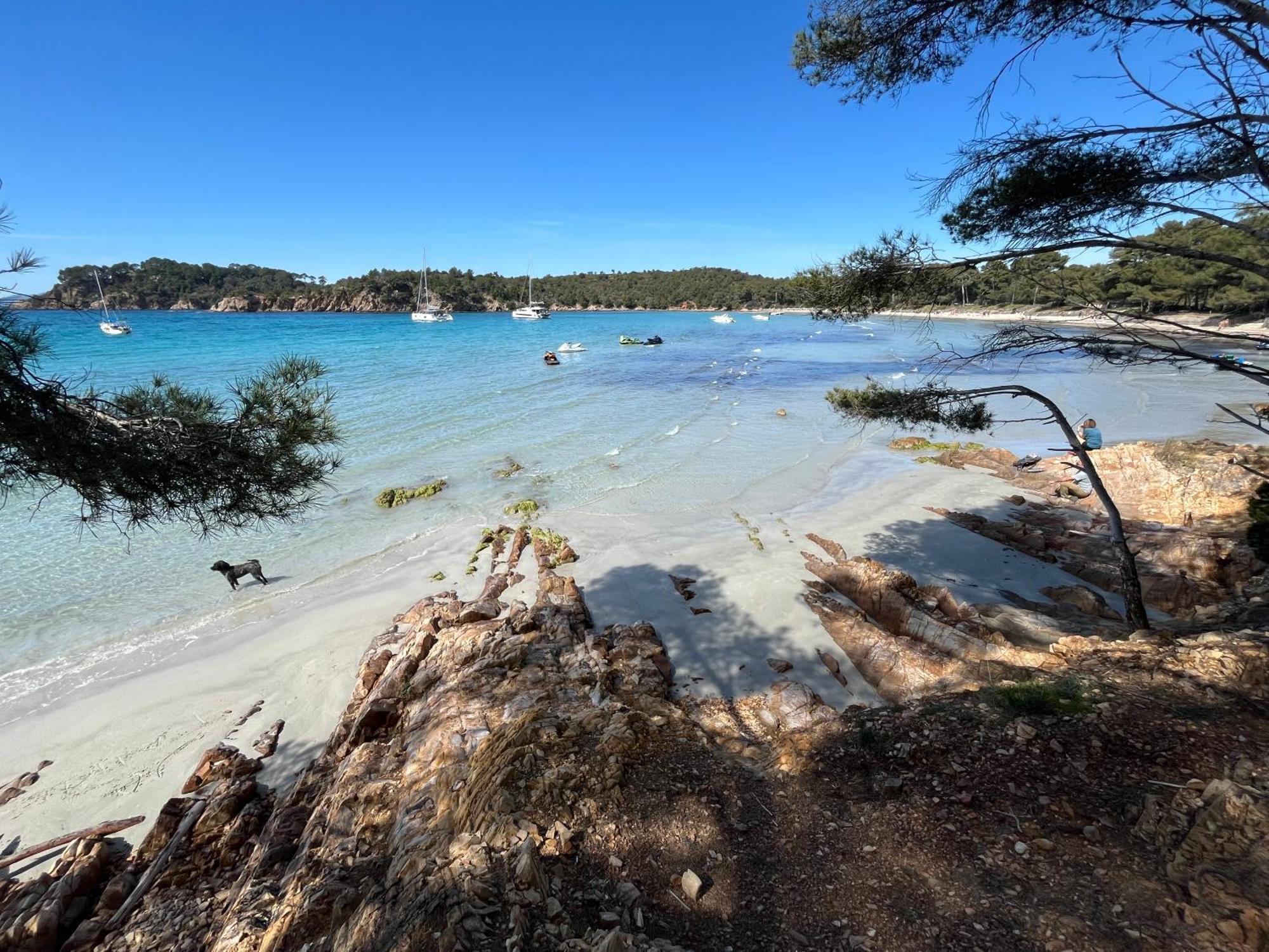 Appartement Plage Piscine Et Tennis Inclus La Londe-les-Maures Kültér fotó